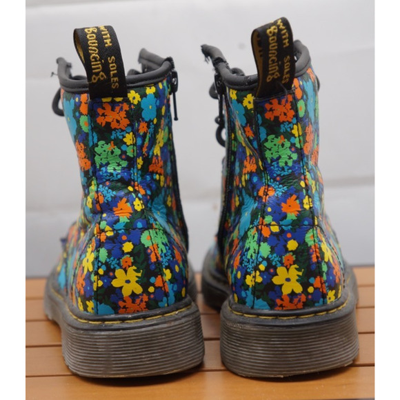 DR DOC MARTEN "DELANEY" FLORAL PRINT GIRLS ANKLE BOOTS SIZE 4 - Picture 7 of 11